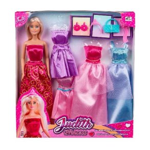 Judith med 5 kjoler og tilbehr
